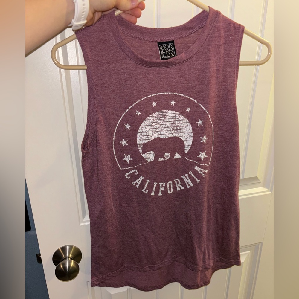 Modern Lux Women’s California Red Tank Top- size medium
